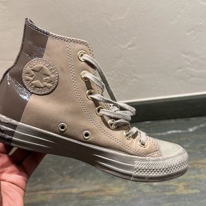 Converse Chuck Taylor High Top Sneakers Beige/Olive | Women’s 6